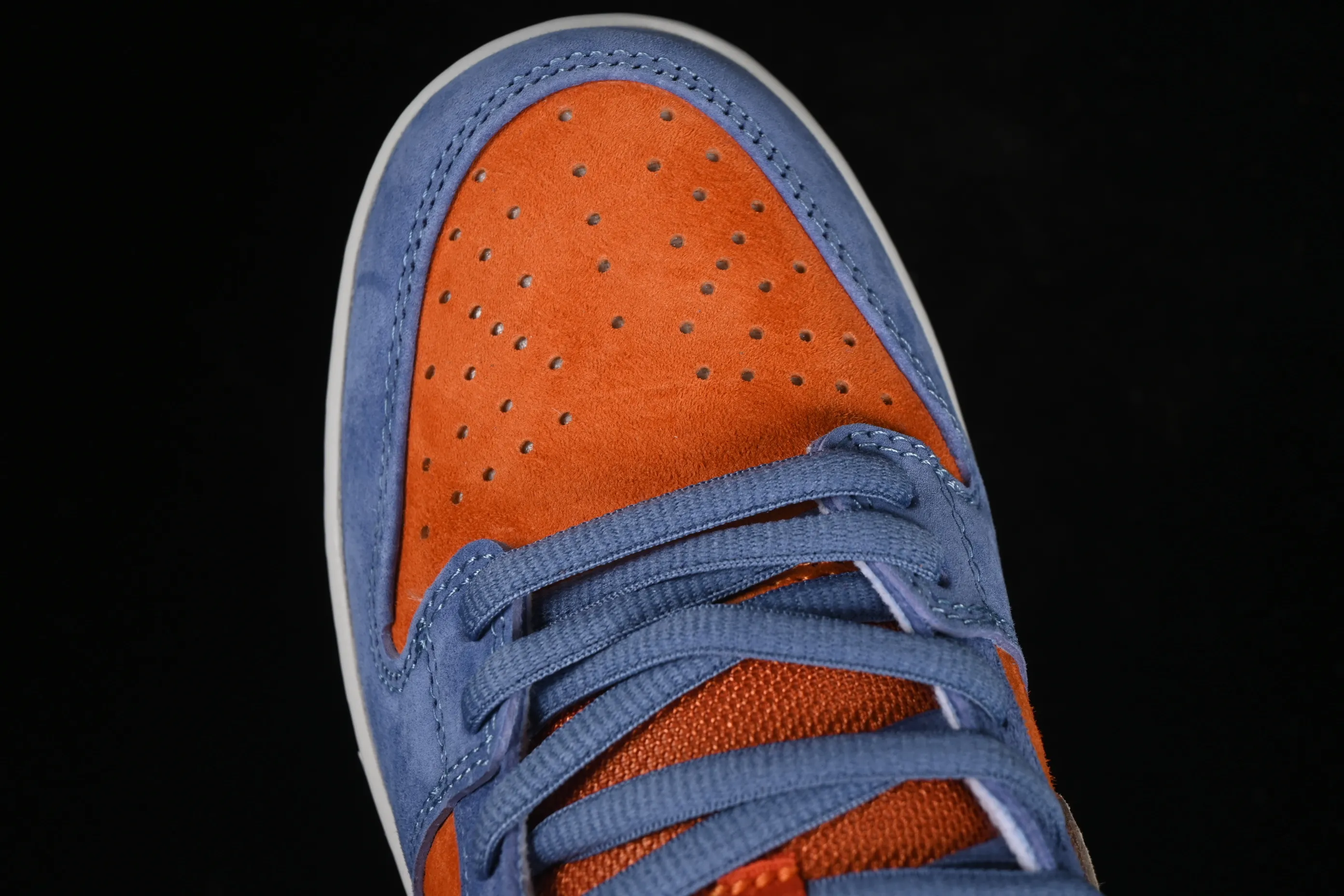All Categories Nk SB Dunk Series Nk SB Dunk Low Low-top sneakers Nk SB Dunk Low "Light Carbon/Monarch" Maillard style low-top casual sneakers HF3063-002